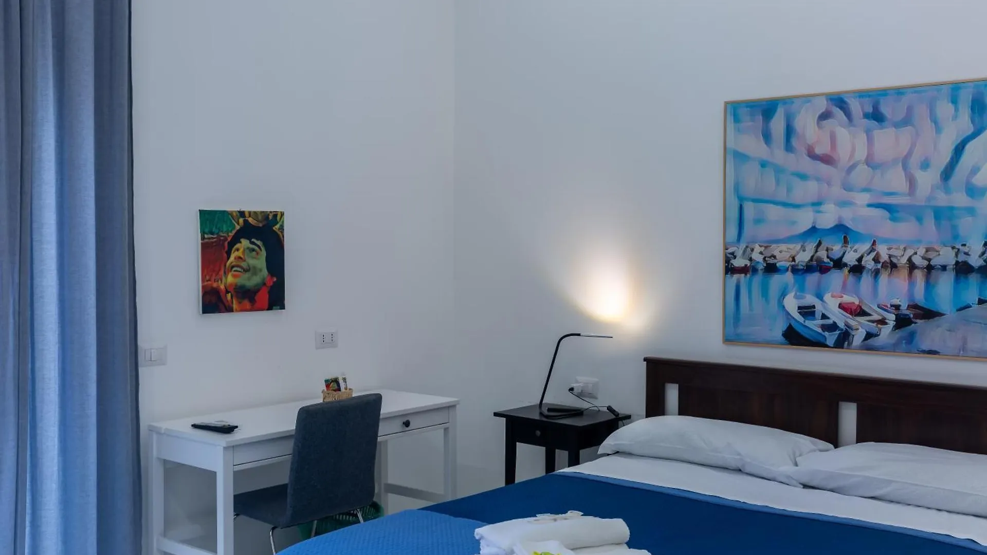 Il Vicoletto Del Castello Hotel Naples 0*,  Italy